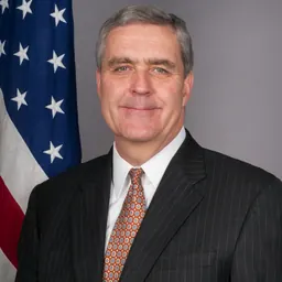 Portrait of Douglas Lute