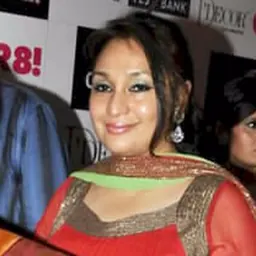 Portrait of Pratibha Sinha