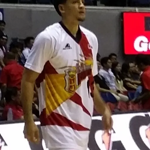 Portrait of Marcio Lassiter