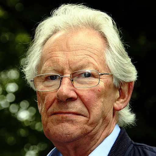 Portrait of Stephen Thorne