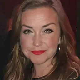 Portrait of Linnea Deb
