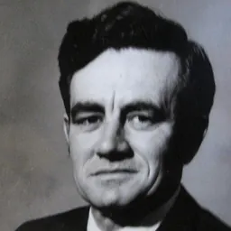 Portrait of Frank Bezanson