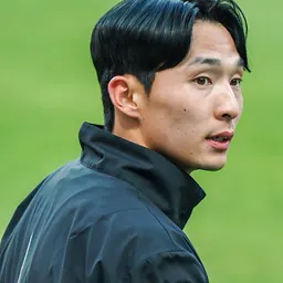 Portrait of Lee Si-young