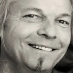 Portrait of J. Michael Seyfert