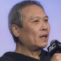Portrait of Steve Wang