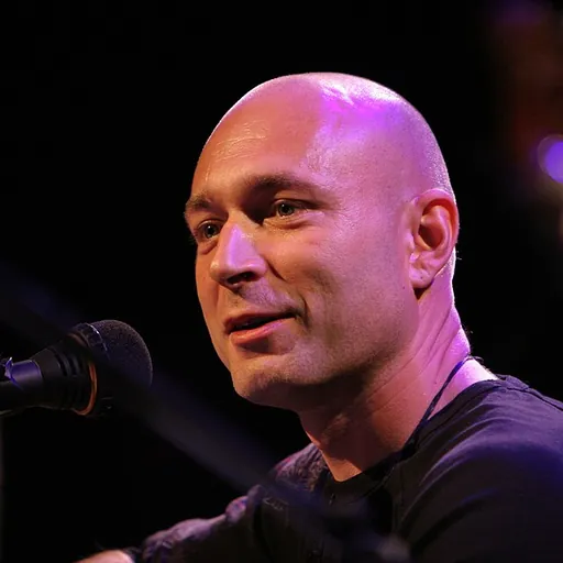 Portrait of Daniel Landa