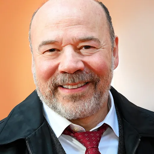 Portrait of Danny Burstein