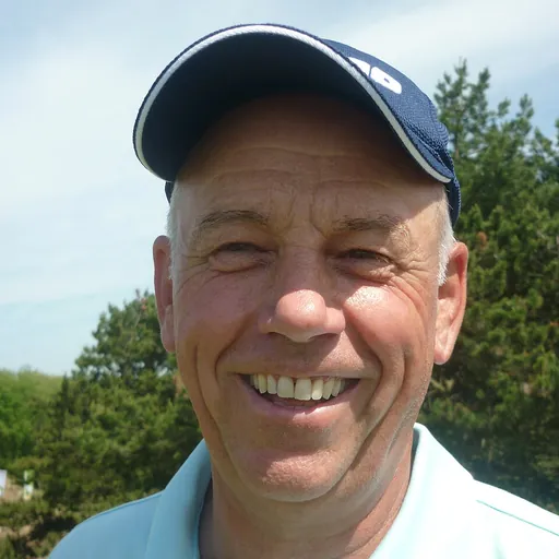 Portrait of Bob Cameron