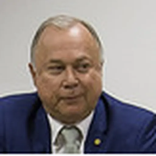Portrait of Paulo Azi