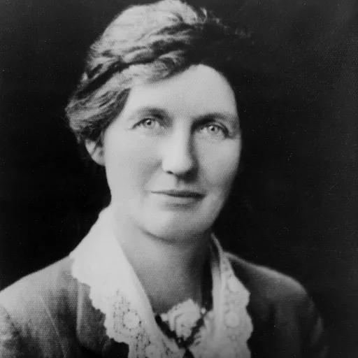 Portrait of Elizabeth McCombs