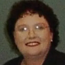 Portrait of Kelly Hoare