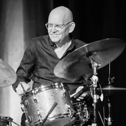 Portrait of Tom Olstad