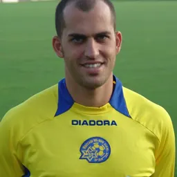Portrait of Ravid Gazal