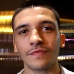Portrait of Lee Selby