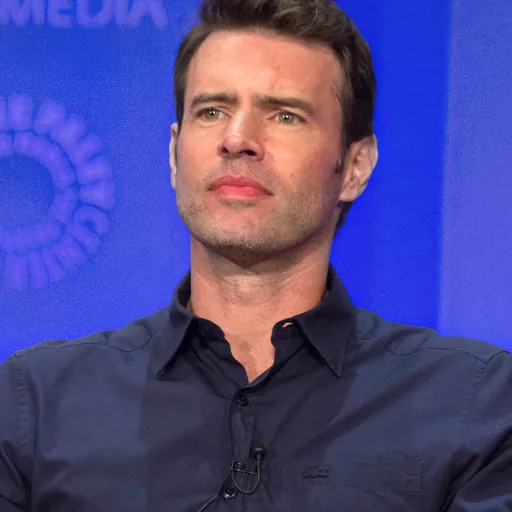 Portrait of Scott Foley