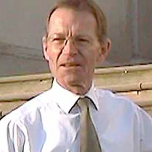 Portrait of Nicholas Serota