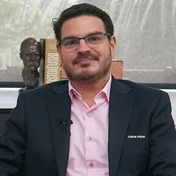 Portrait of Rodrigo Constantino