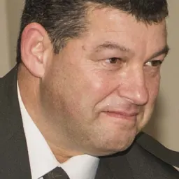 Portrait of Ofer Winter