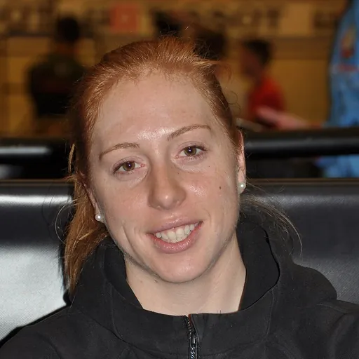 Portrait of Allison Beveridge