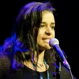 Portrait of Sarah Cooper
