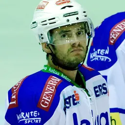 Portrait of Derek Ryan