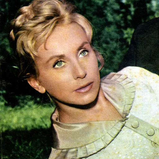 Portrait of Vira Silenti