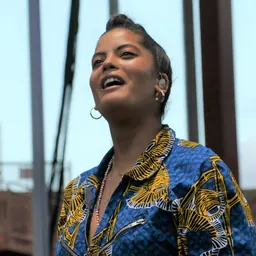 Portrait of Naomi Diaz