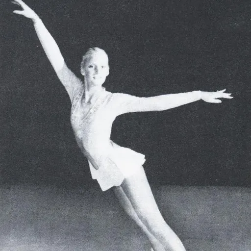 Portrait of Lisa-Marie Allen