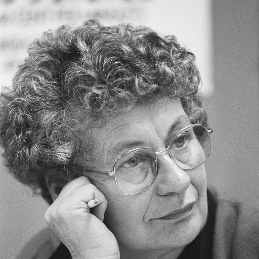 Portrait of Nell Ginjaar-Maas