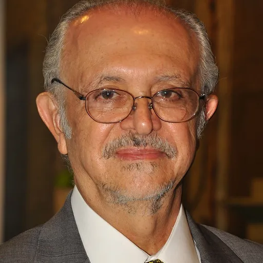 Portrait of Mario Molina