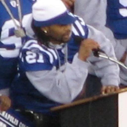 Portrait of Bob Sanders