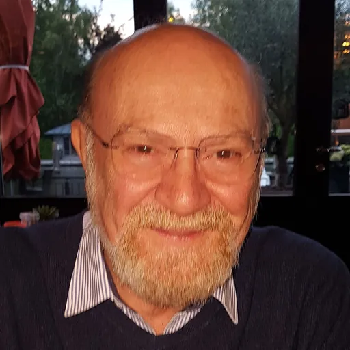 Portrait of Michael Aizenman