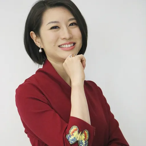 Portrait of CarolYu