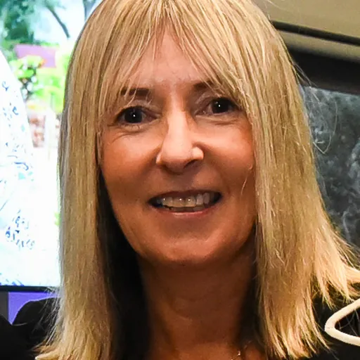 Portrait of Bettina Hollings