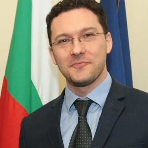 Portrait of Daniel Mitov