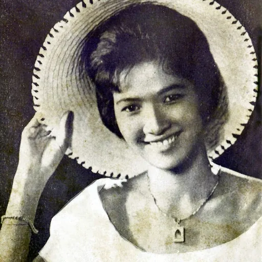Portrait of Pongsri Woranuch