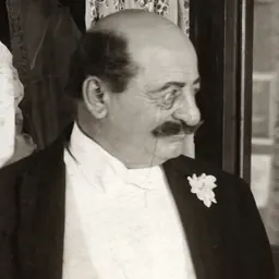 Portrait of Russell Bassett