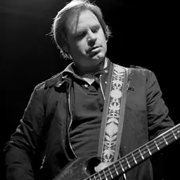 Portrait of Andy Kent