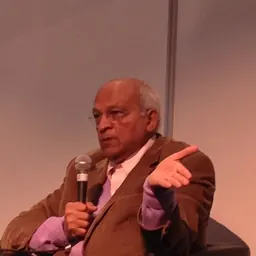 Portrait of Gamal El-Ghitani