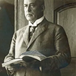Portrait of Borger With