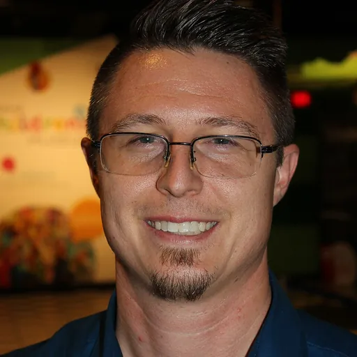 Portrait of Shawn Toovey