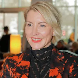 Portrait of Heather Mills