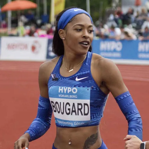 Portrait of Erica Bougard