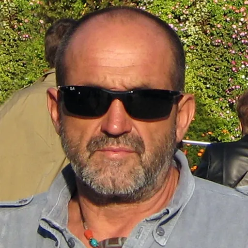 Portrait of Juanito Oiarzabal