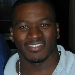 Portrait of Amos Zereoué