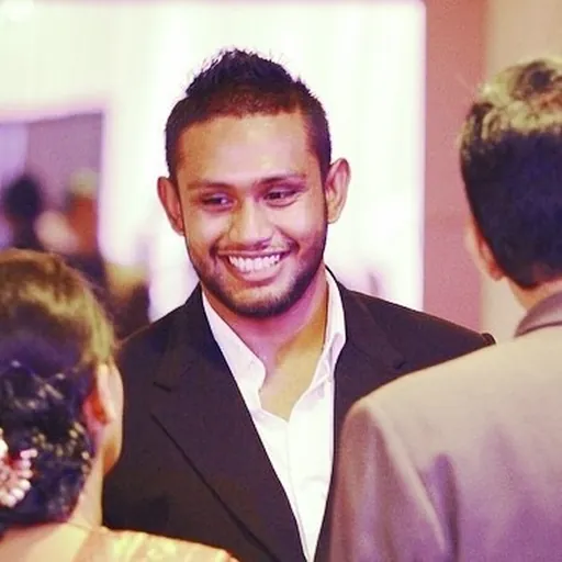 Portrait of Chethiya Wadugodapitiya