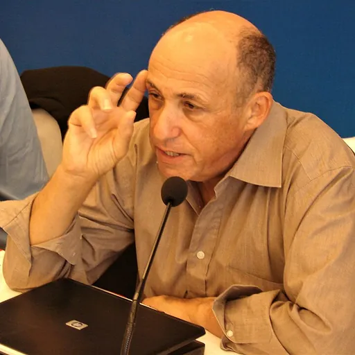 Portrait of Ivor Gaber