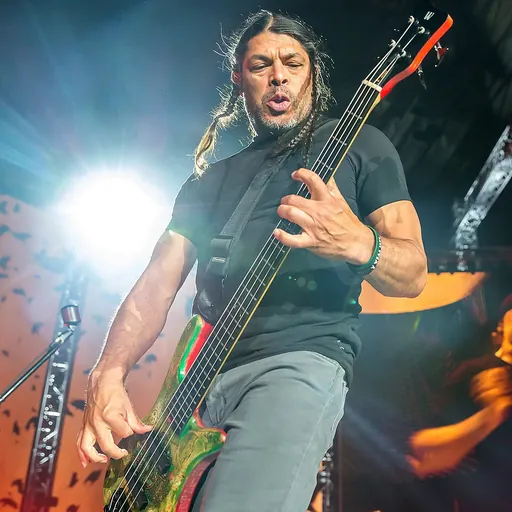 Portrait of Robert Trujillo