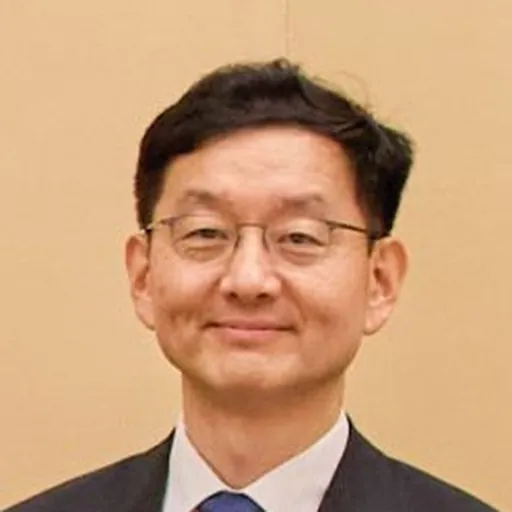 Portrait of Yoon Chang-ryul