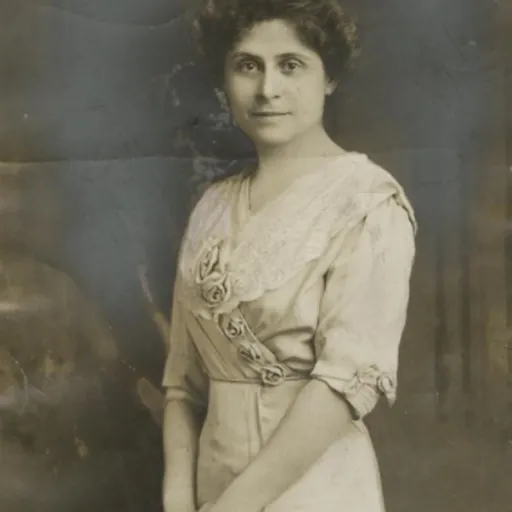 Portrait of Caroline Katzenstein
